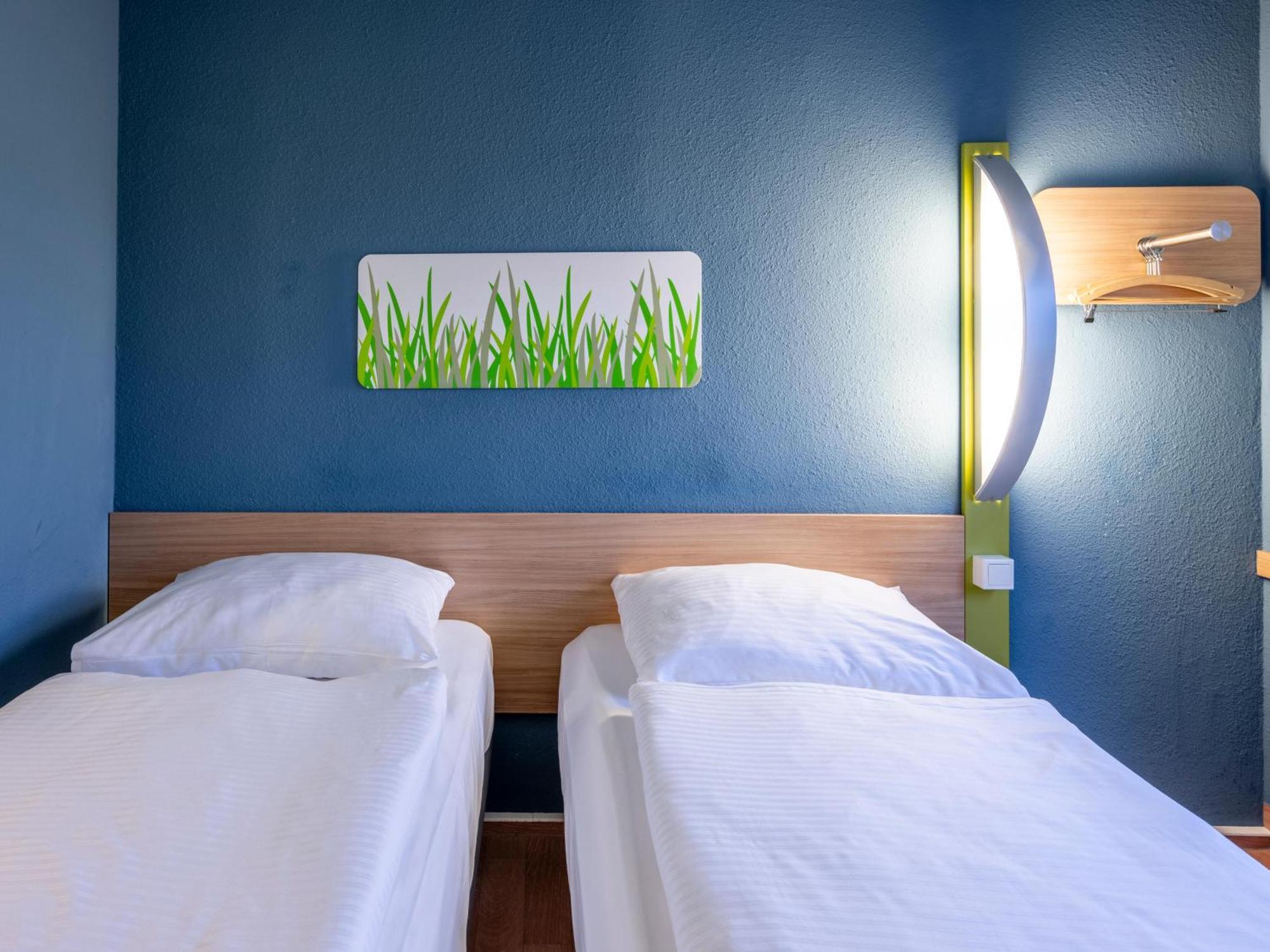 B&B Hotel Dortmund-Airport Holzwickede Bagian luar foto