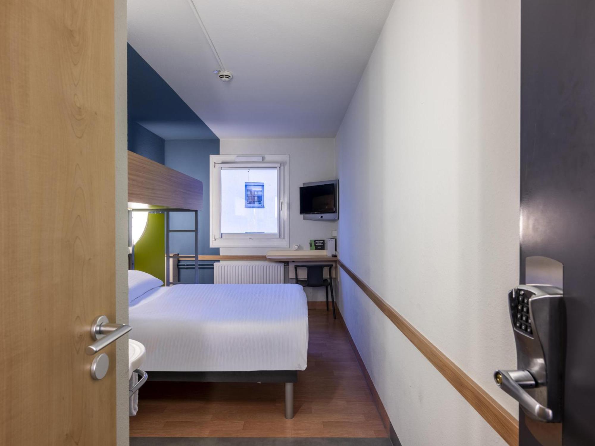 B&B Hotel Dortmund-Airport Holzwickede Bagian luar foto